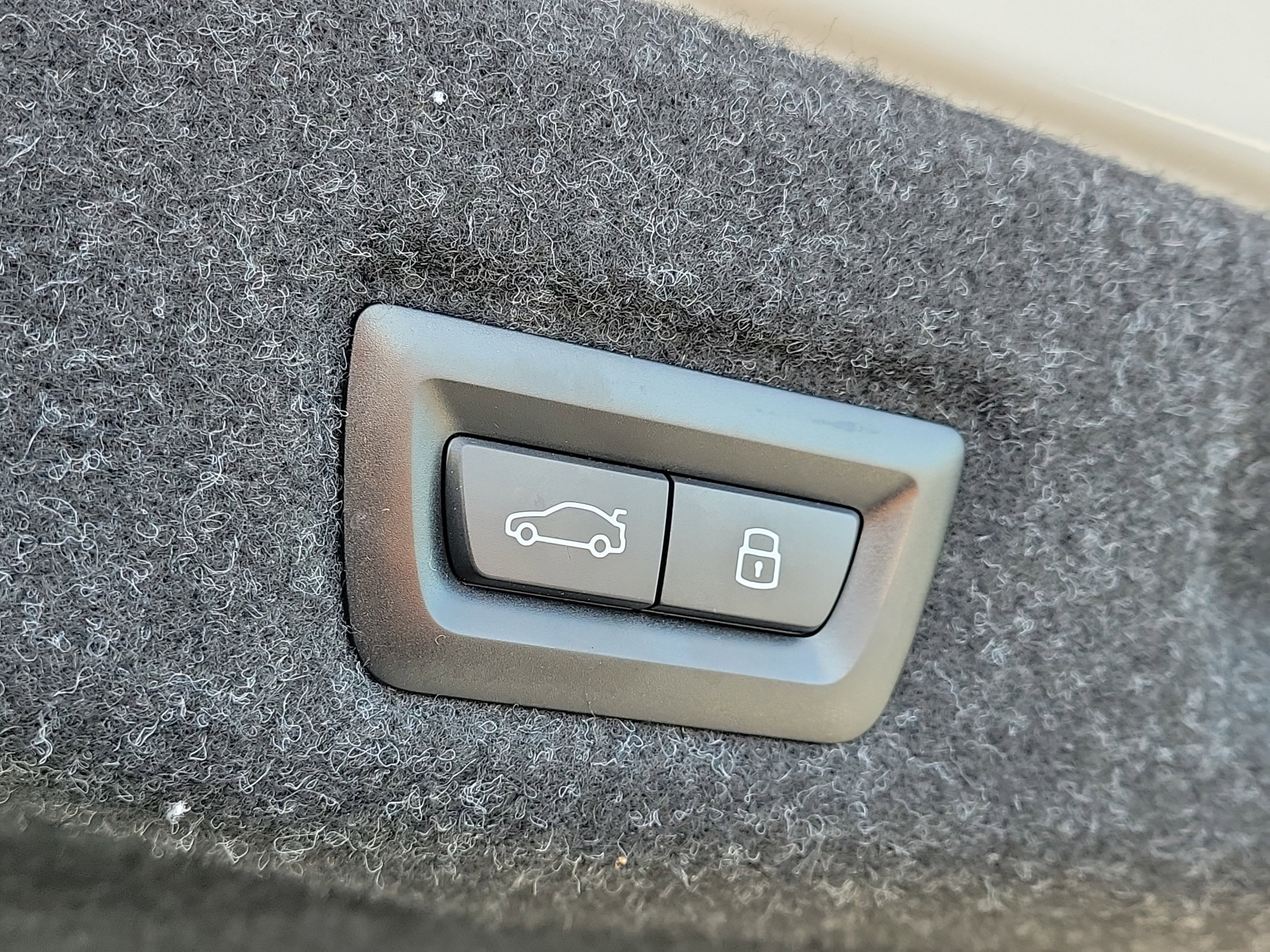 Used 2026 BMW 540i xDrive 540i xDrive image 9