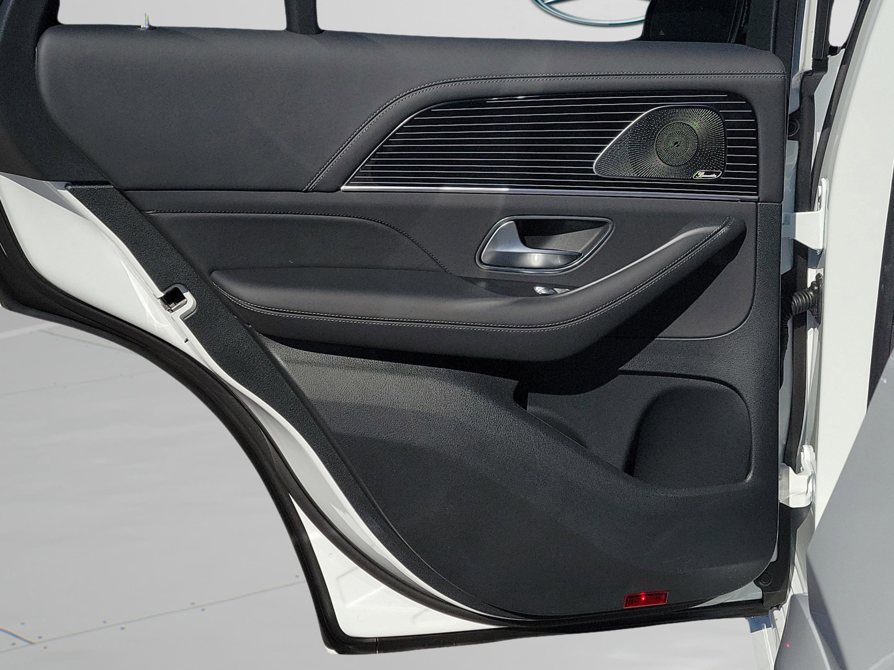 New 2026 Mercedes-Benz GLE 53 AMG 4MATIC Coupe image 30