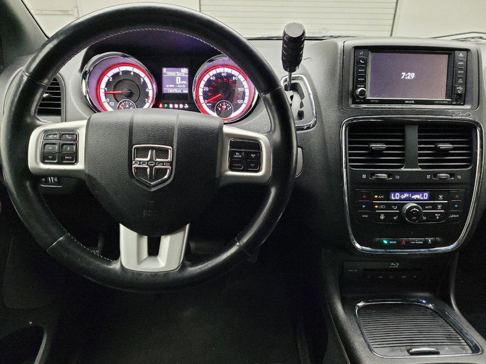 Used 2015 Dodge Grand Caravan R/T w/ Driver Convenience Group FWD image 22