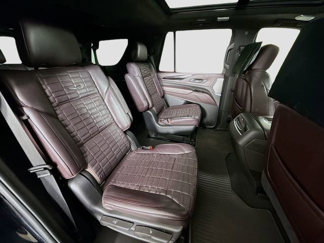 Used 2021 Cadillac Escalade Sport Platinum w/ Heavy-Duty Trailer Package image 34