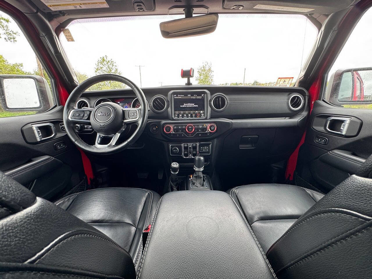 Used 2020 Jeep Wrangler Unlimited Sahara w/ Uconnect 4C Nav & Sound Group AWD/4WD image 18