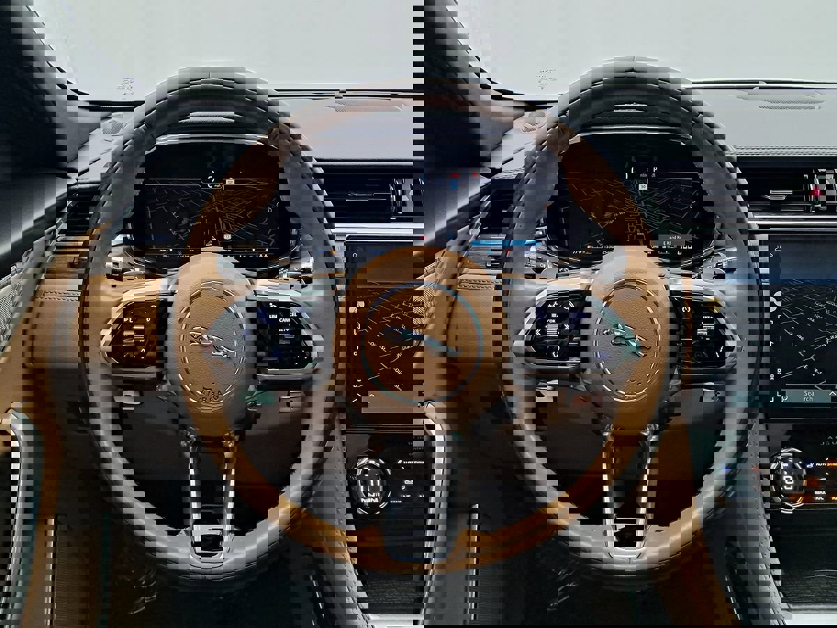 Used 2021 Jaguar F-PACE S image 9