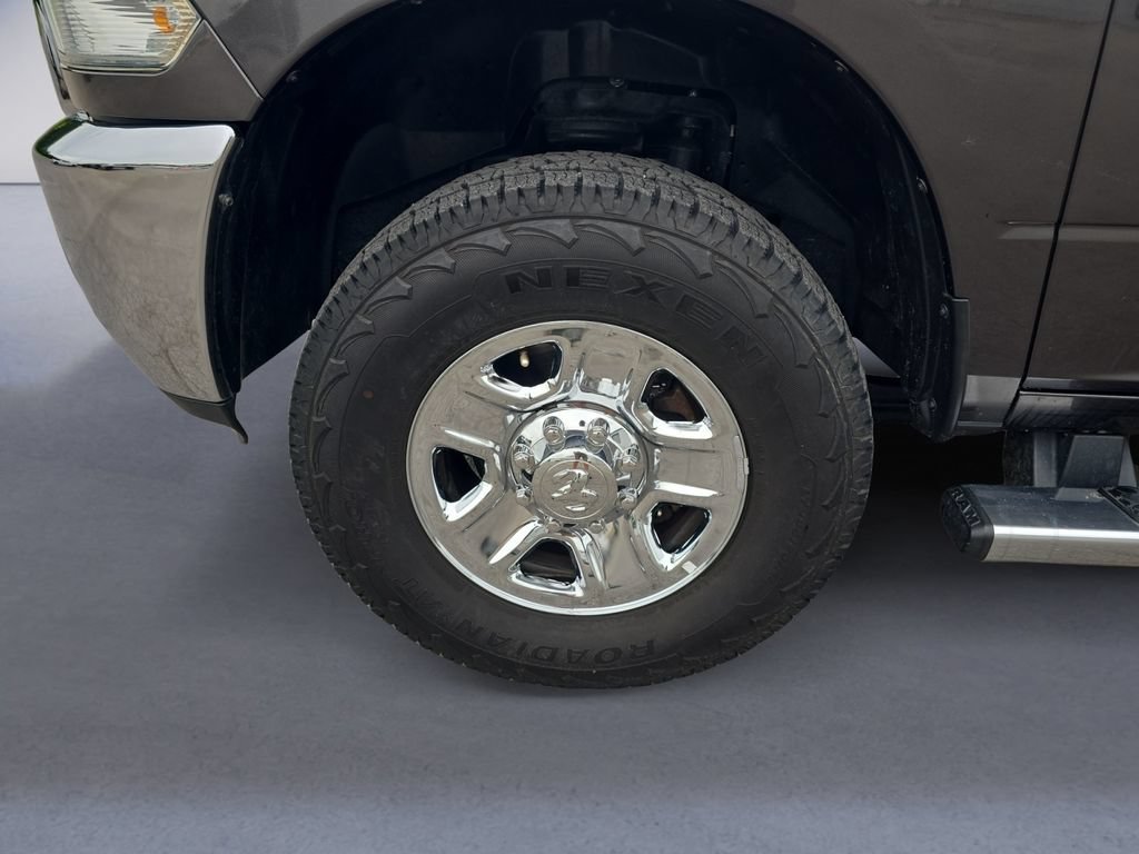 Used 2016 RAM 2500 Tradesman w/ Chrome Appearance Group AWD/4WD image 11