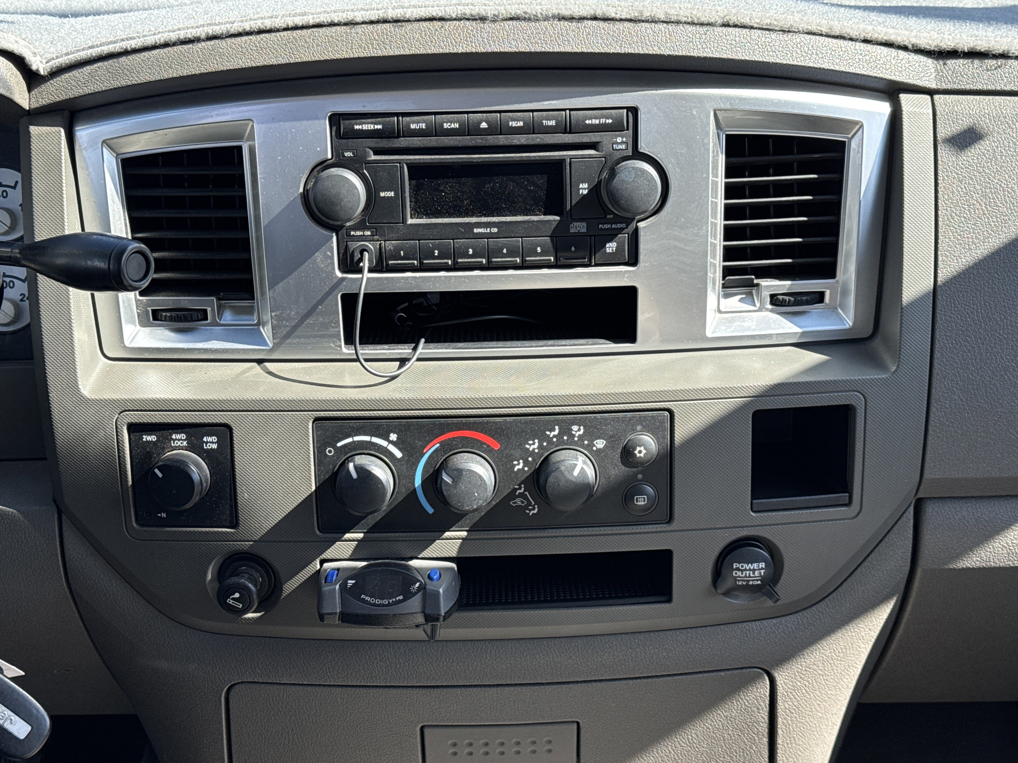 Used 2007 Dodge Ram 2500 Truck SLT w/ Quad Cab Big Horn Value Group AWD/4WD image 18