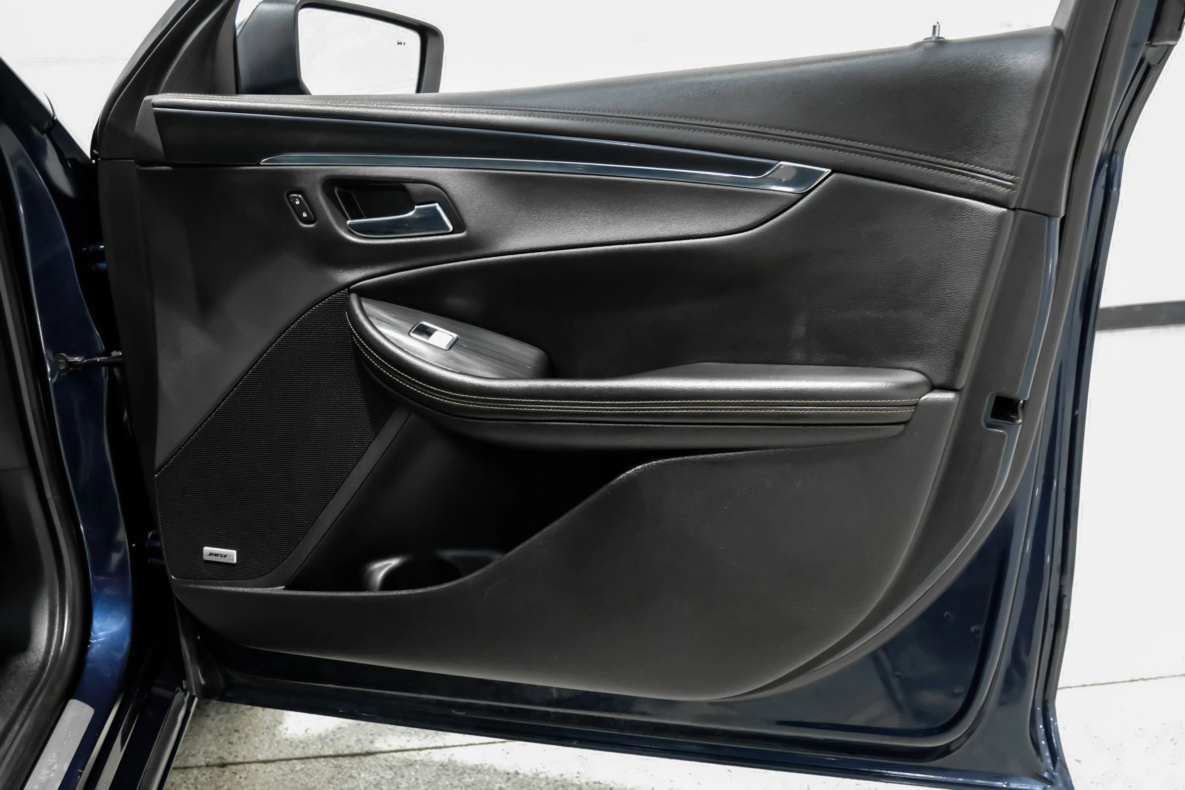 Used 2019 Chevrolet Impala Premier FWD image 45