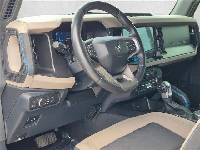 Used 2022 Ford Bronco Wildtrak AWD/4WD image 9
