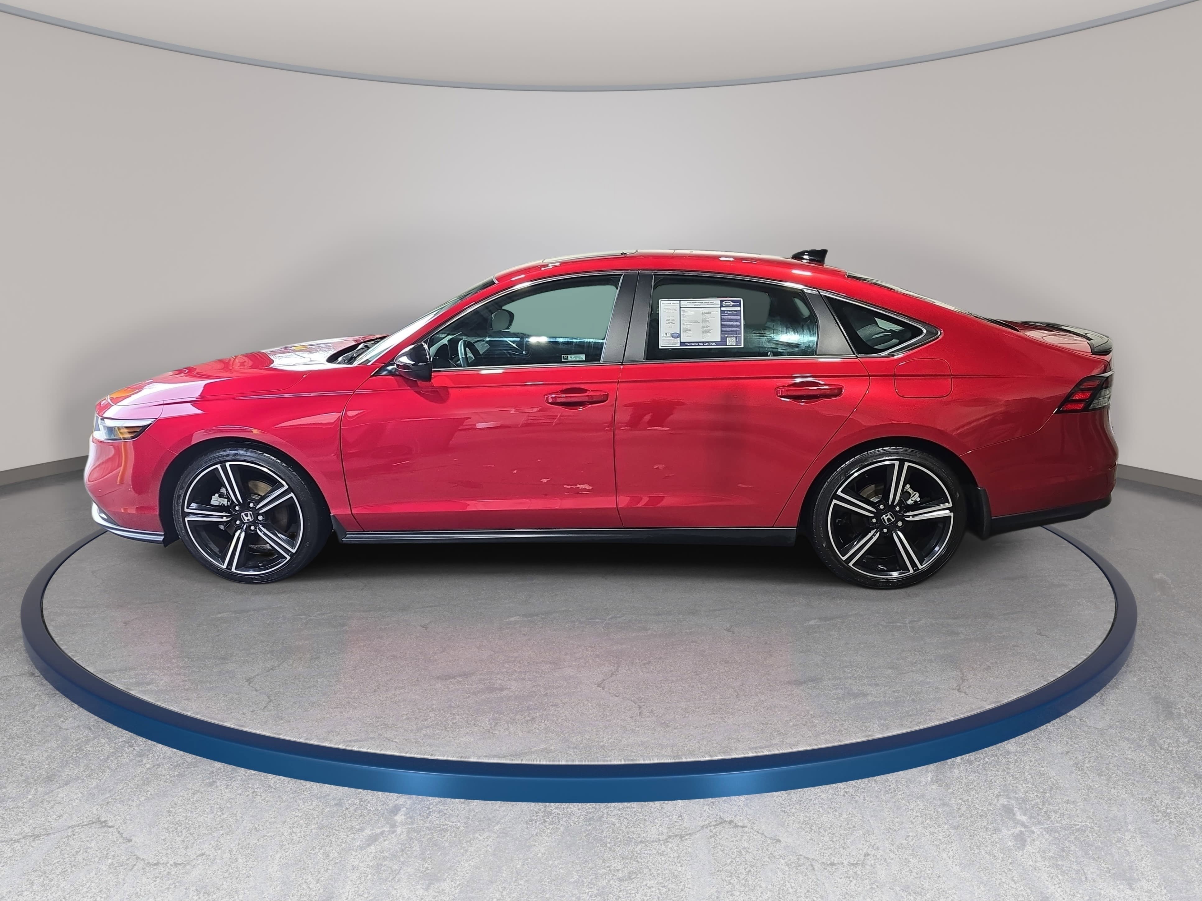 Used 2024 Honda Accord Sport image 7