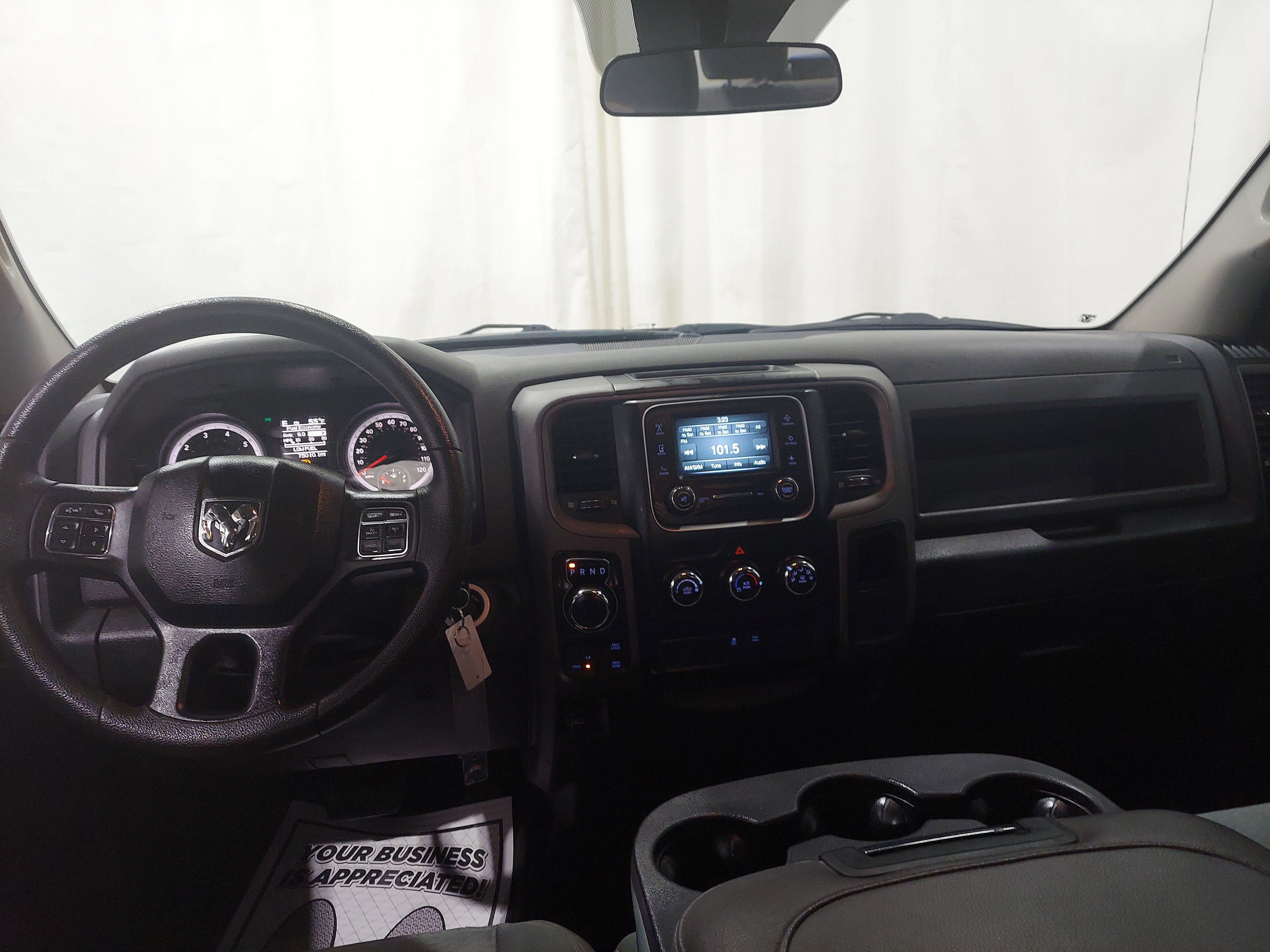 Used 2017 RAM 1500 ST w/ SXT Appearance Group AWD/4WD image 10