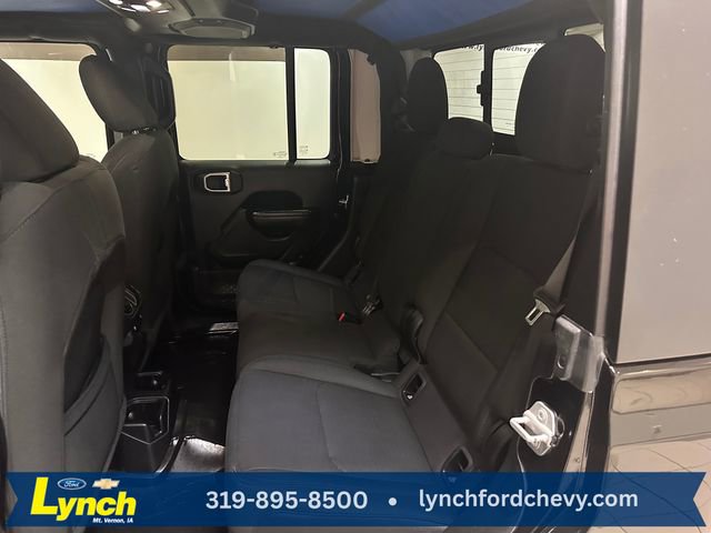 Used 2020 Jeep Gladiator Sport w/ Quick Order Package 24S AWD/4WD image 16
