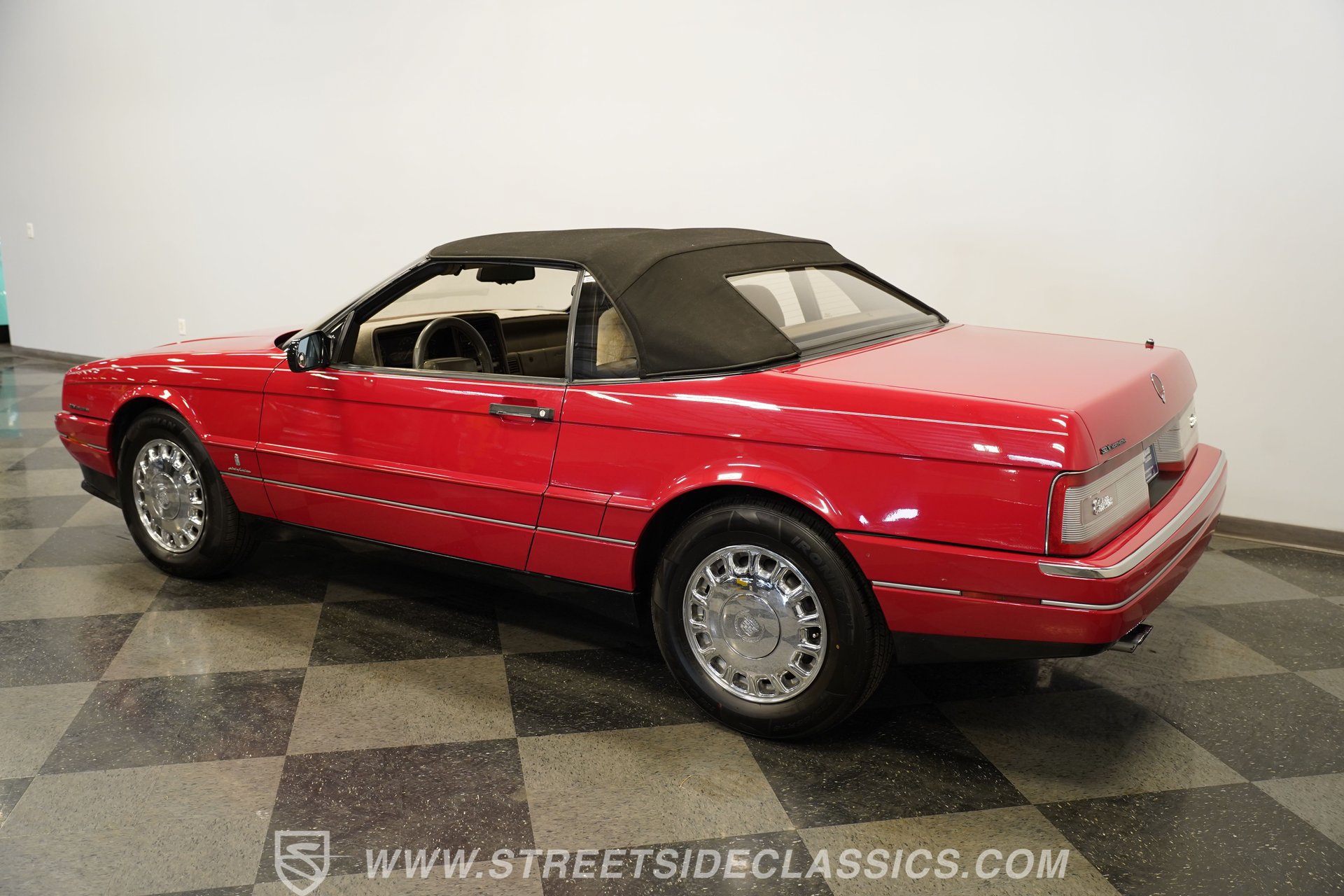 Used 1993 Cadillac Allante FWD image 9