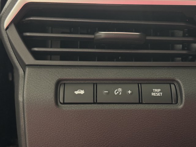 New 2026 Nissan Altima 2.5 SV FWD image 12