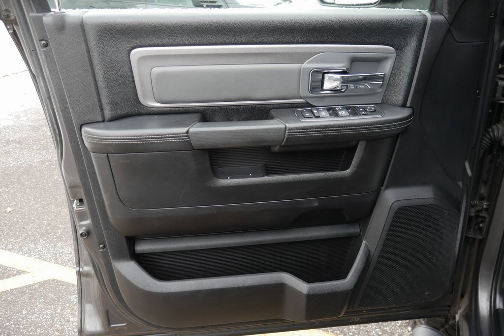 Used 2018 RAM 2500 Power Wagon w/ Leather & Luxury Group image 27