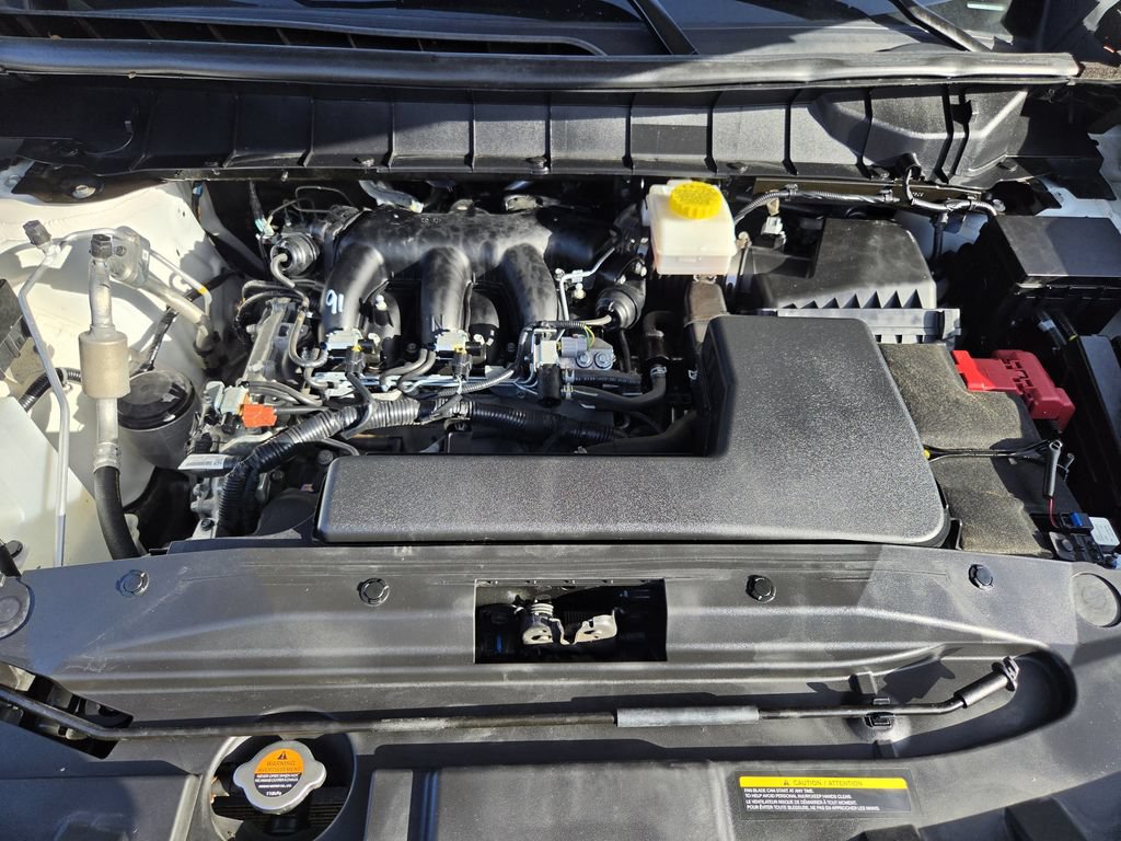 Used 2025 Nissan Pathfinder SV FWD image 30