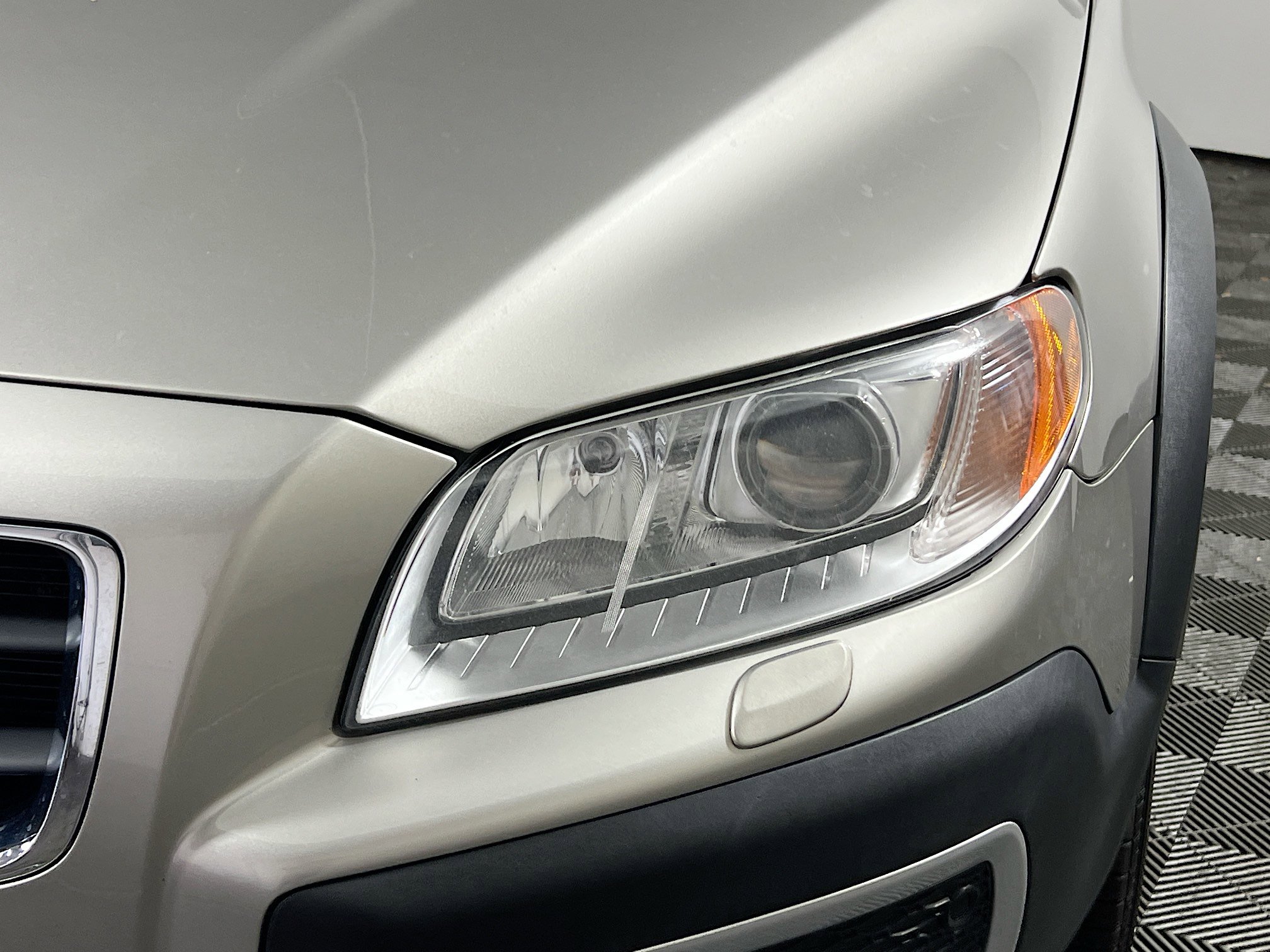 Used 2013 Volvo XC70 T6 image 11