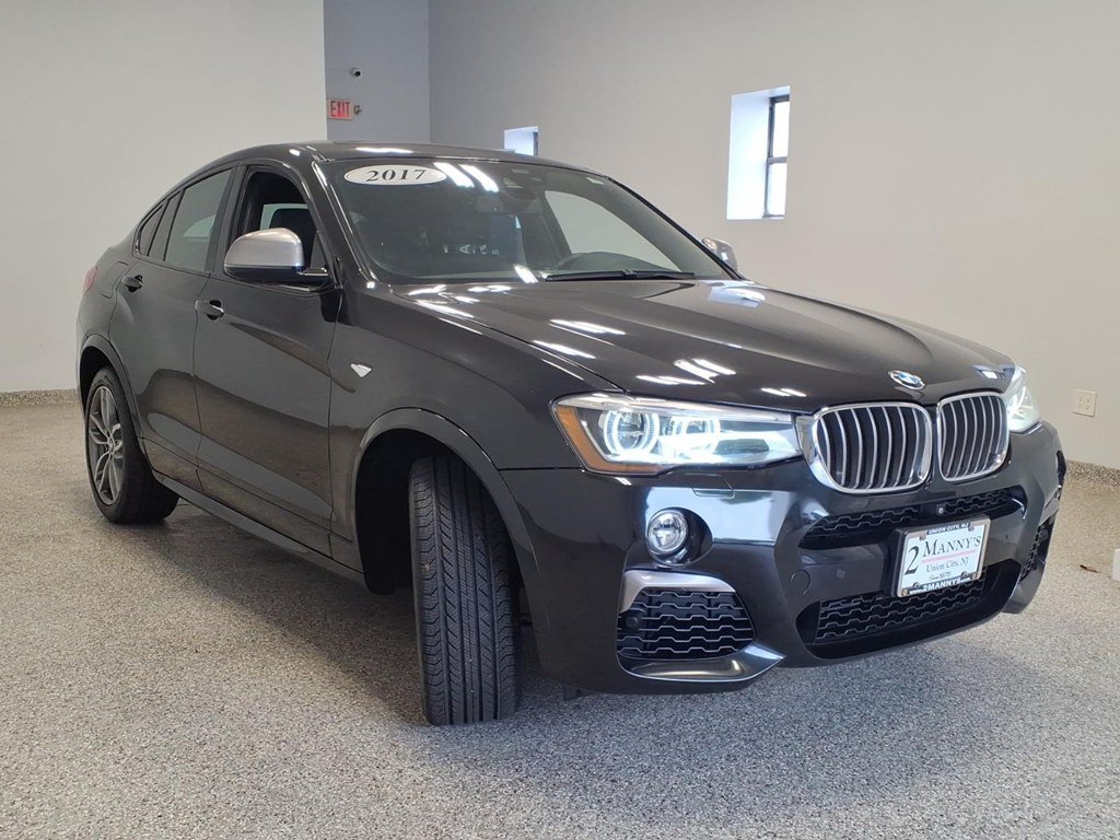 Used 2017 BMW X4 M40i w/ Lighting Package AWD/4WD image 3
