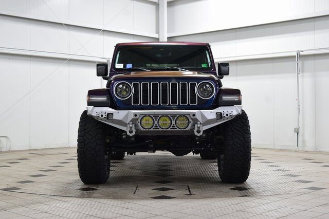 Used 2024 Jeep Wrangler Sahara w/ Technology Group image 2