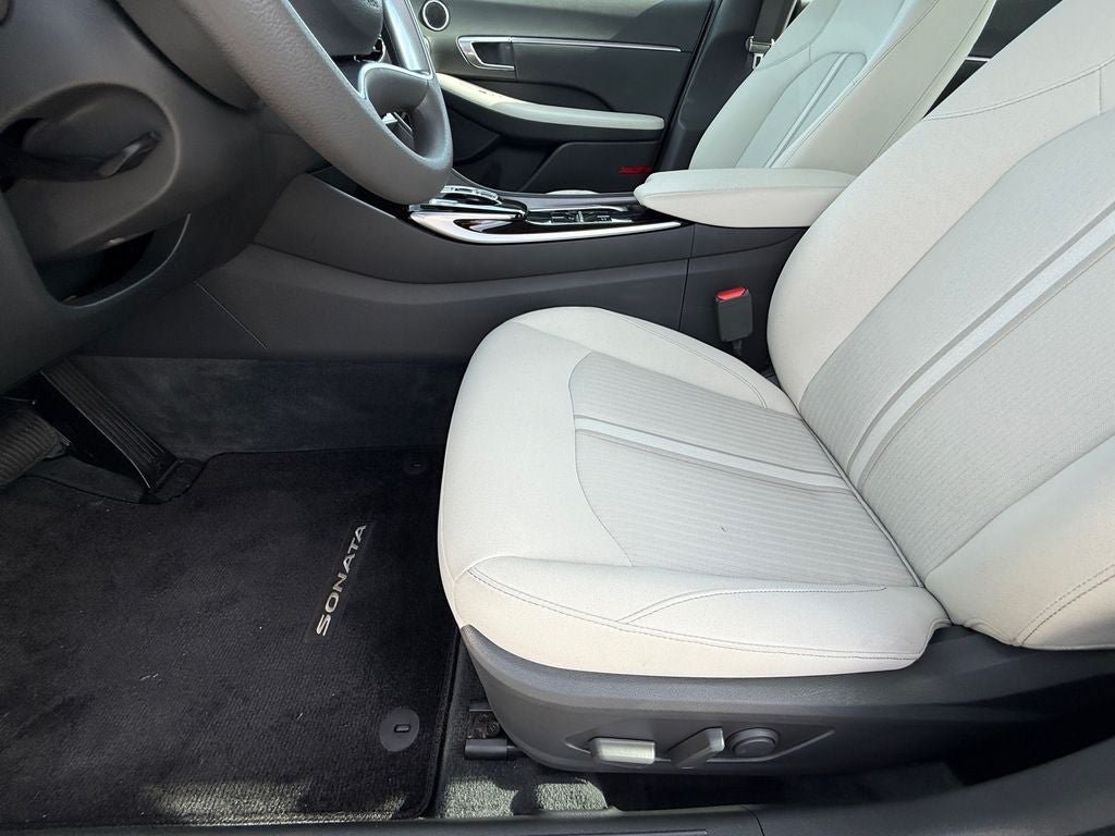 Used 2023 Hyundai Sonata SEL w/ Cargo Package FWD image 12