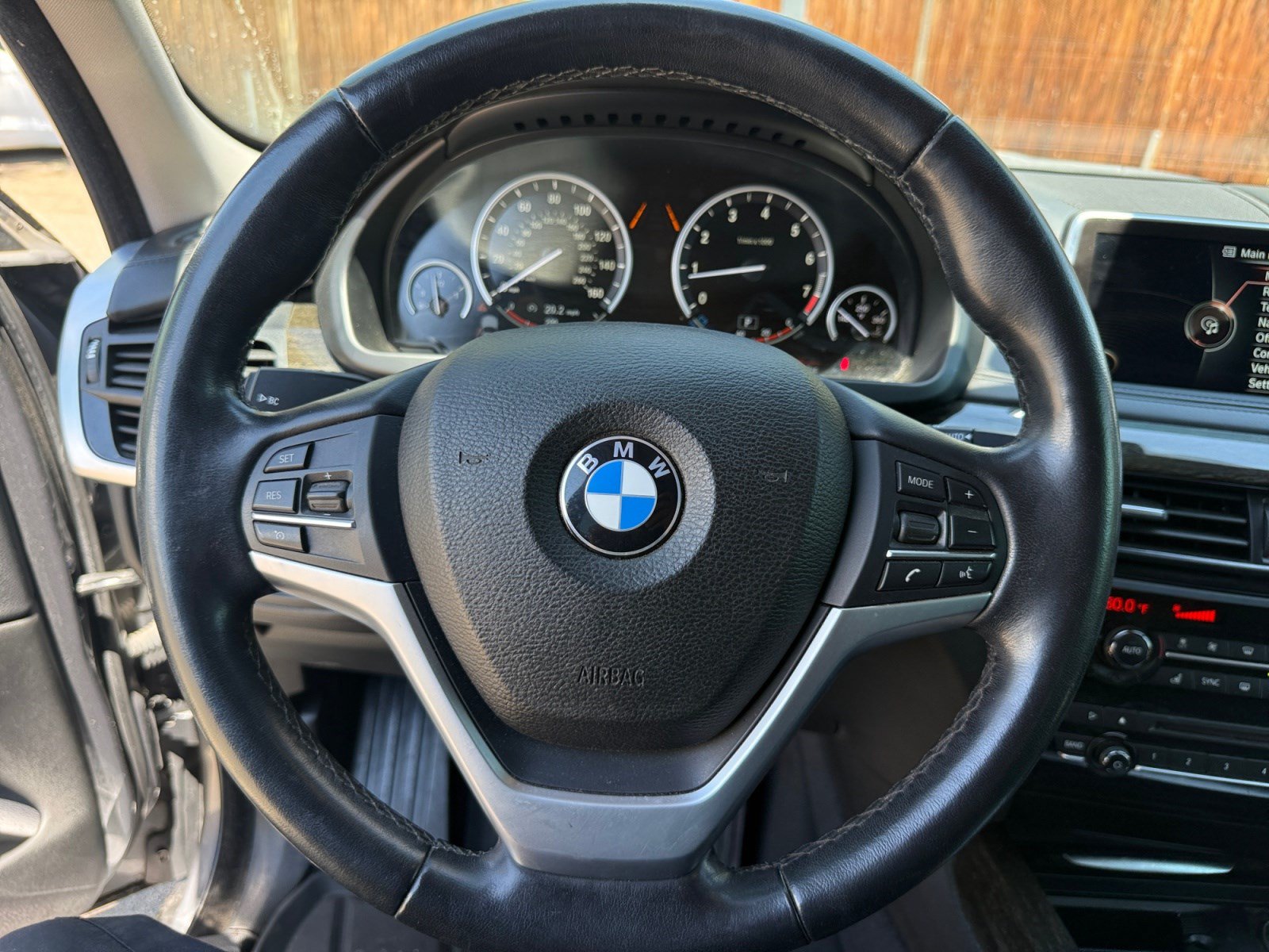 Used 2015 BMW X5 xDrive50i AWD/4WD image 9