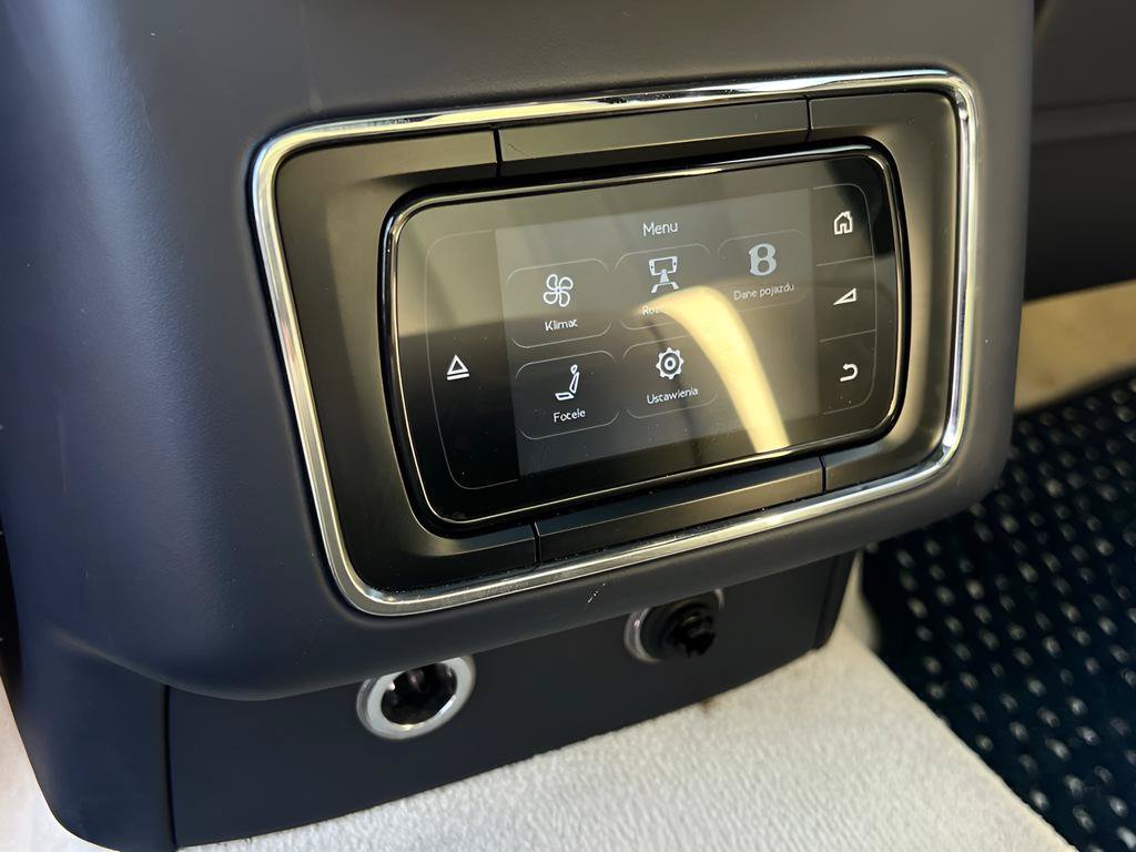 Used 2018 Bentley Bentayga AWD/4WD image 13