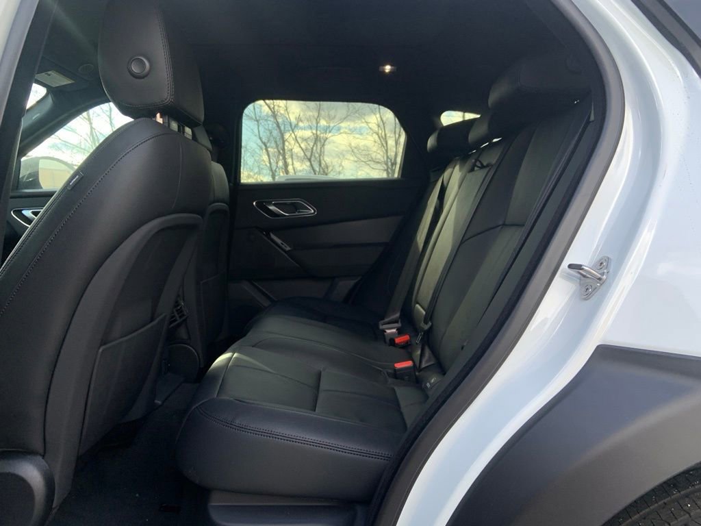 New 2026 Land Rover Range Rover Velar Dynamic SE image 13