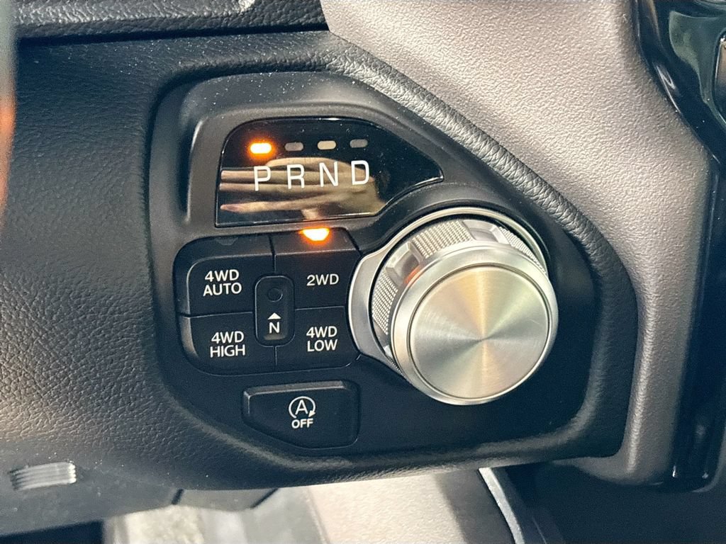 Used 2021 RAM 1500 Laramie w/ Sport Appearance Package AWD/4WD image 18