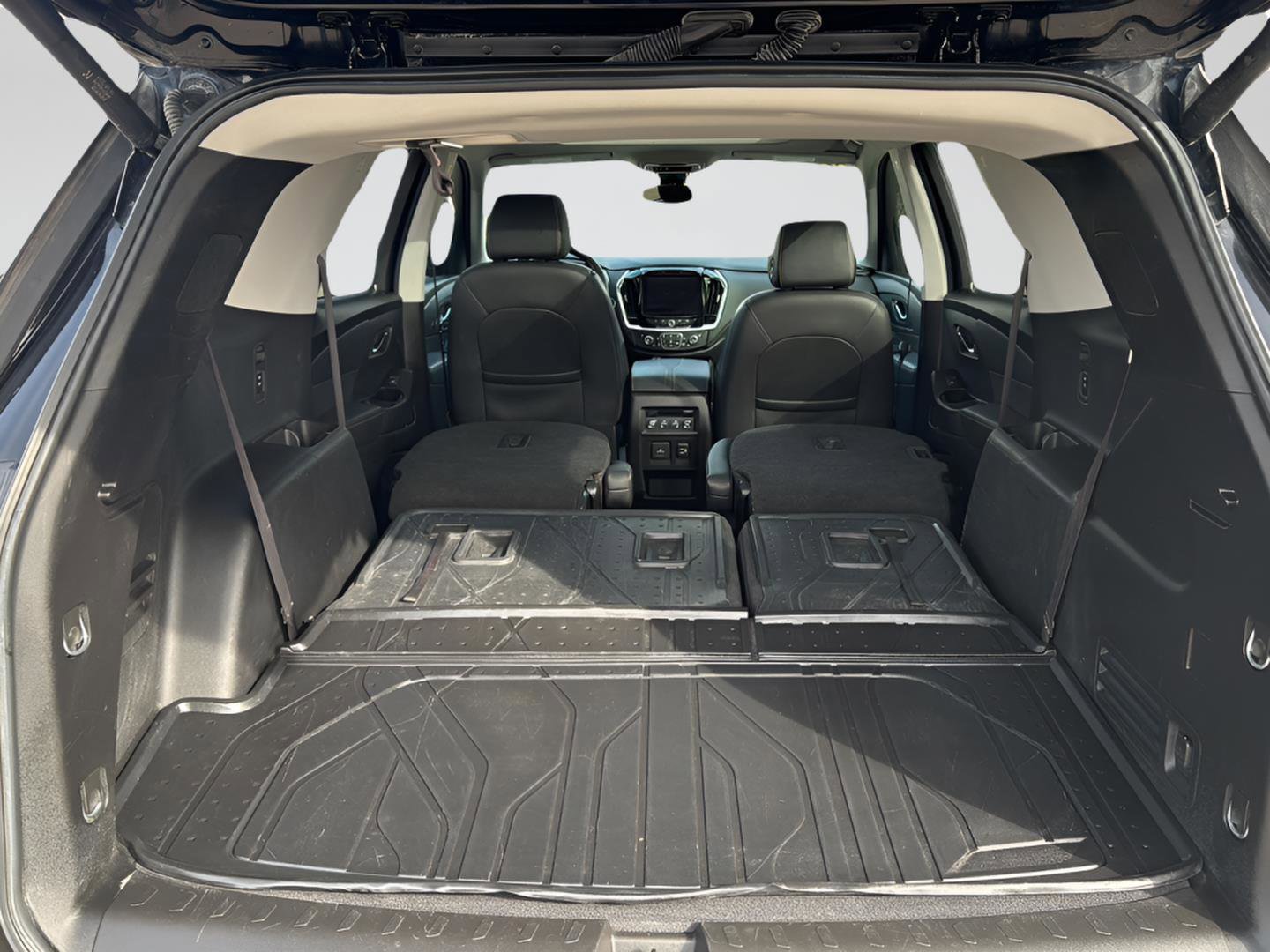 Used 2020 Chevrolet Traverse Premier w/ Redline Edition image 24