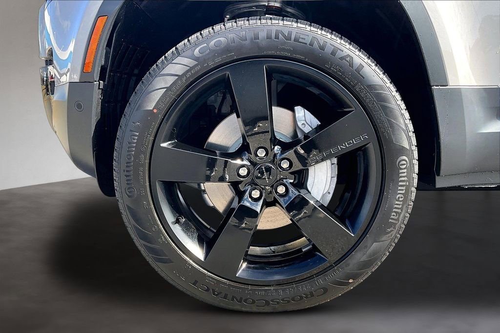 New 2026 Land Rover Defender 110 S AWD/4WD image 12