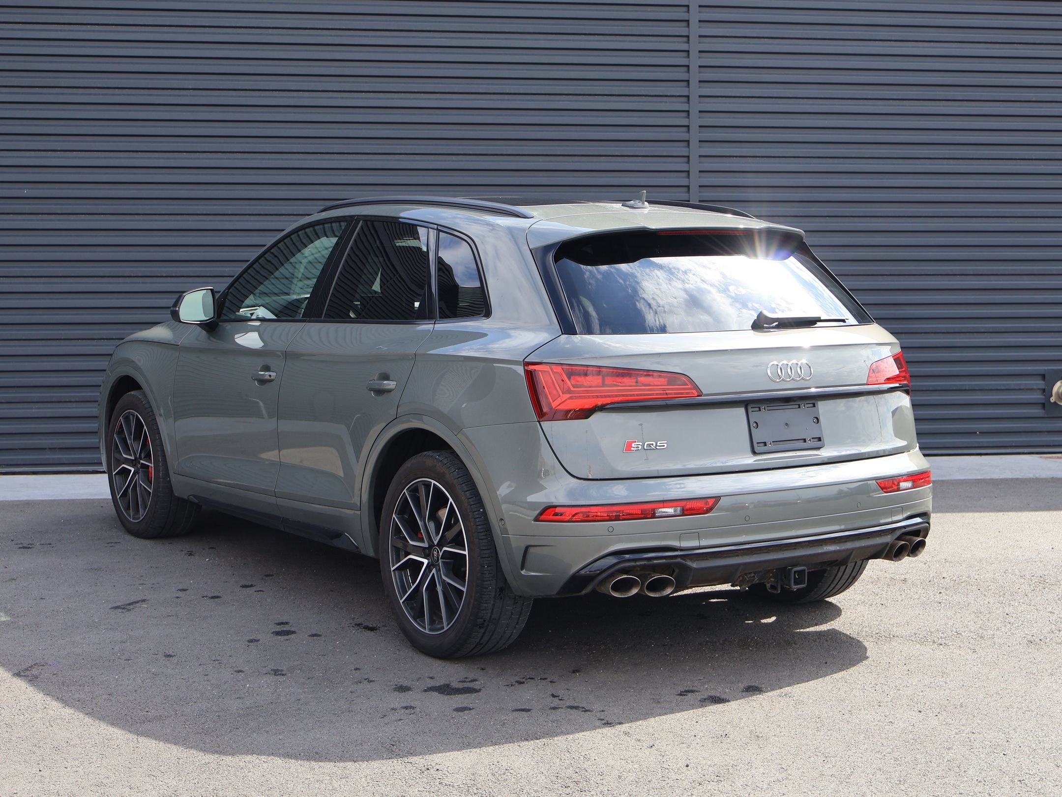 Used 2024 Audi SQ5 Prestige AWD/4WD image 7