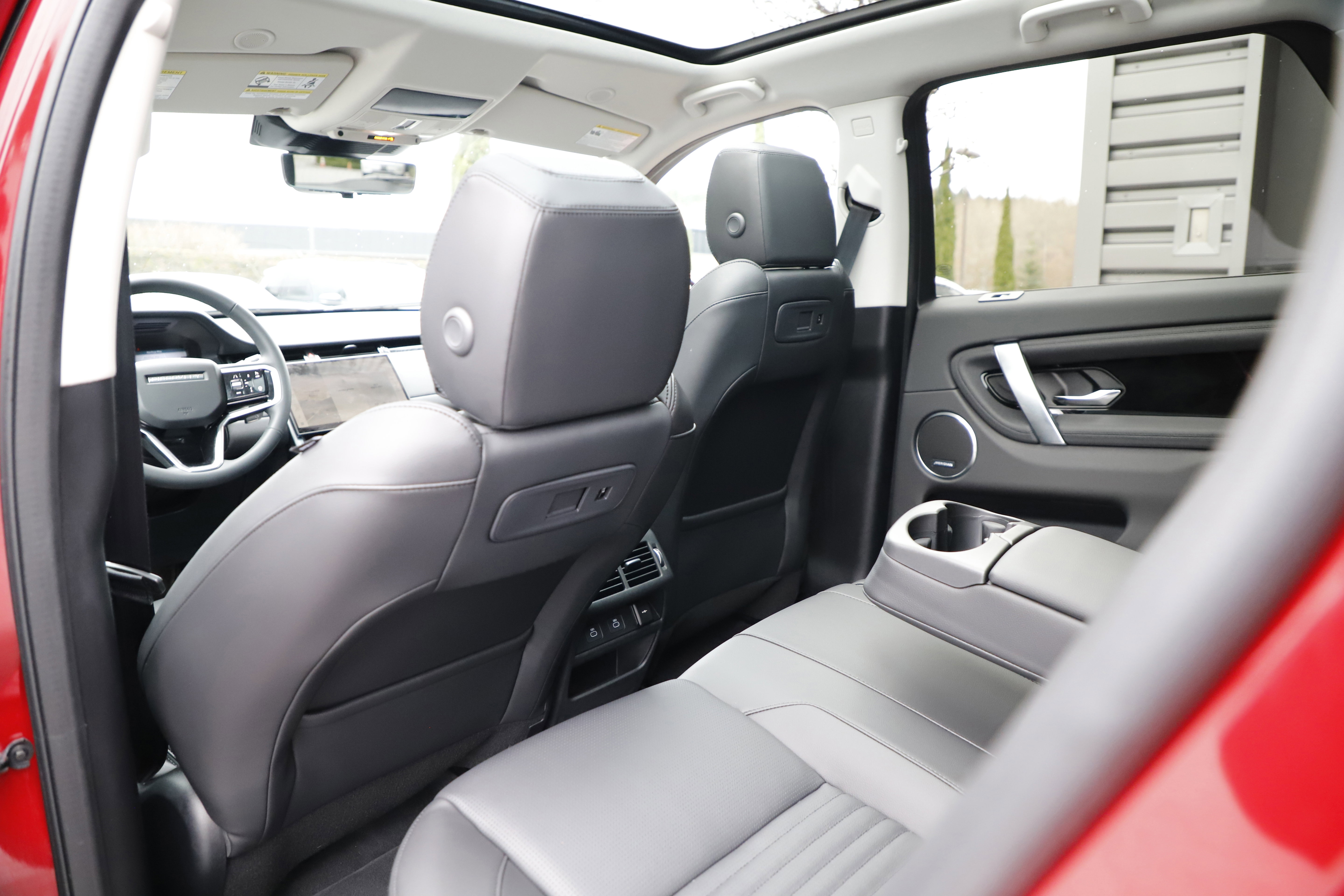 Certified 2025 Land Rover Discovery Sport S image 17