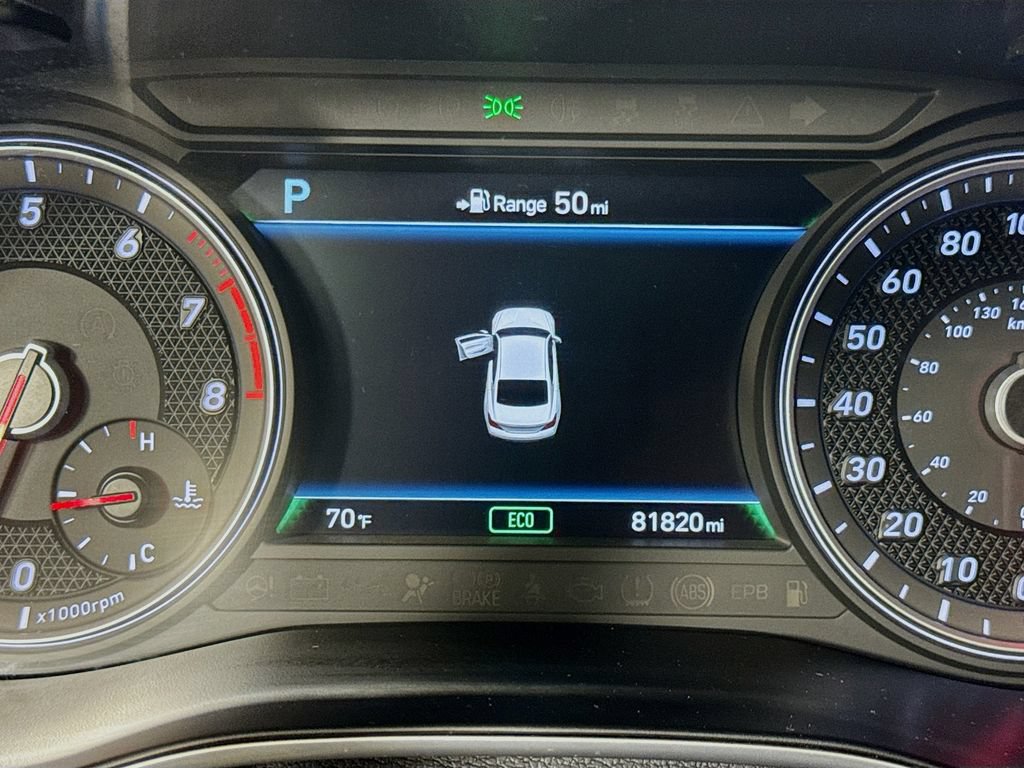 Used 2019 Genesis G70 3.3T Advanced w/ Sport Package RWD image 15