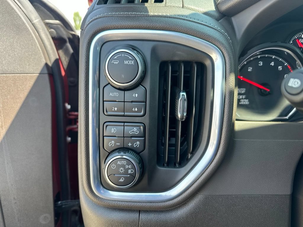 Certified 2022 Chevrolet Silverado 1500 LTZ w/ LTZ Premium Package AWD/4WD image 13