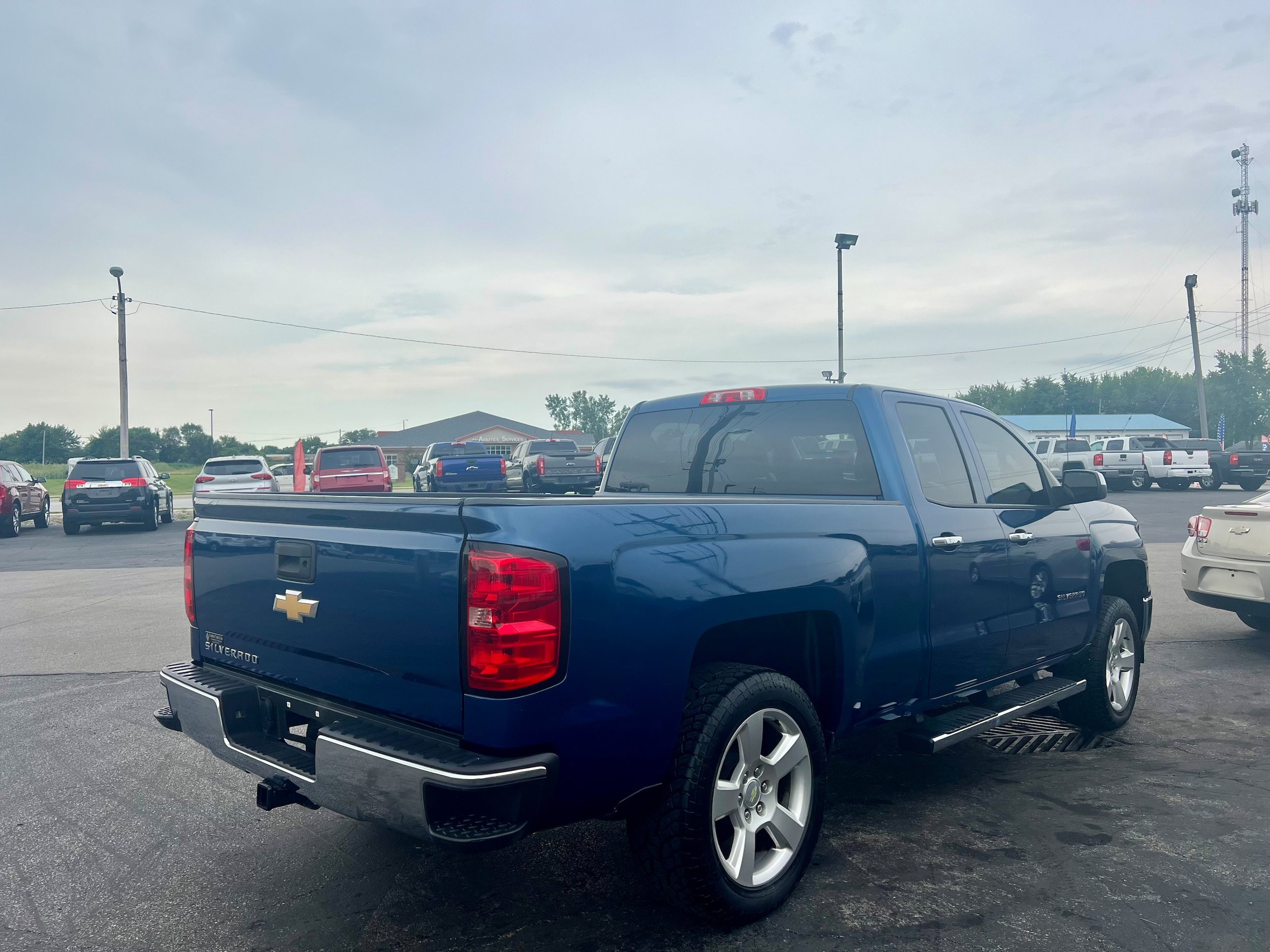 Used 2015 Chevrolet Silverado 1500 LS w/ Trailering Package AWD/4WD image 5