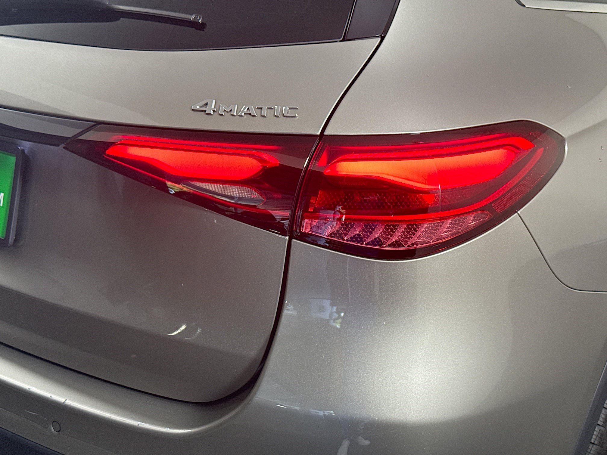 Used 2024 Mercedes-Benz GLC 300 4MATIC image 34