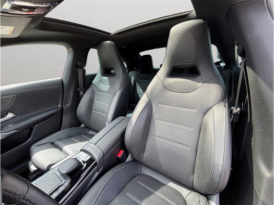 Used 2023 Mercedes-Benz CLA 250 4MATIC image 19