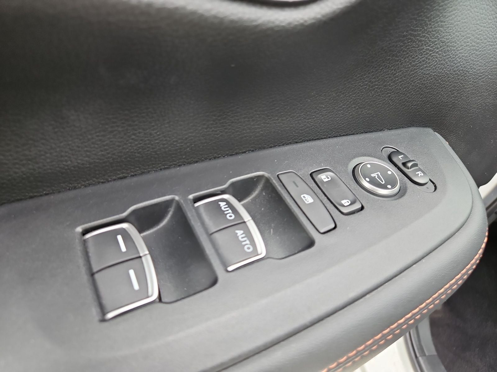 Used 2023 Honda HR-V Sport image 22