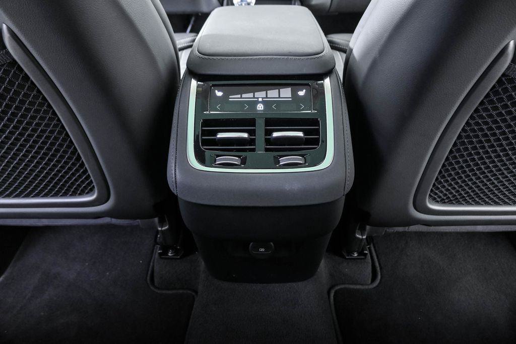 Certified 2026 Volvo XC90 B6 Ultra AWD/4WD image 22