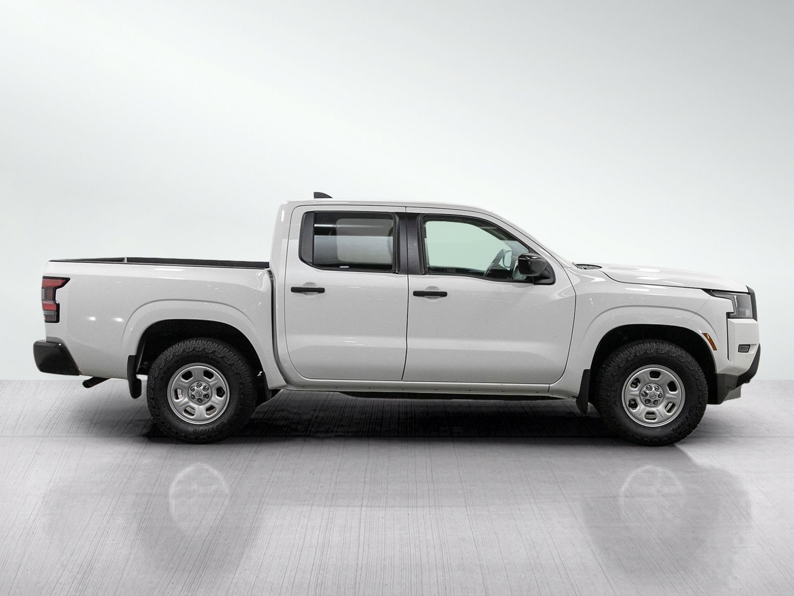 Used 2022 Nissan Frontier S w/ Technology Package AWD/4WD image 6