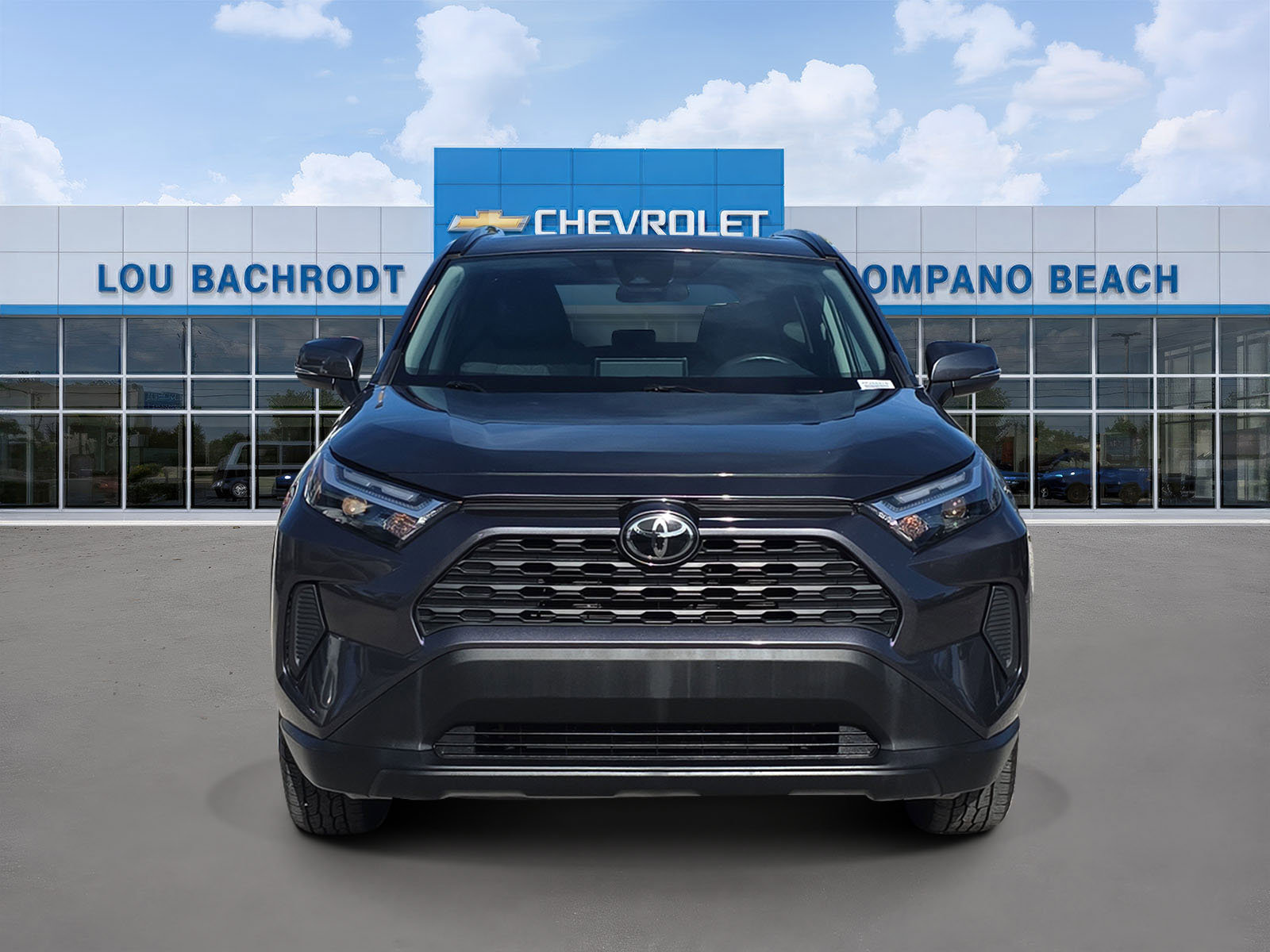 Used 2024 Toyota RAV4 XLE image 2