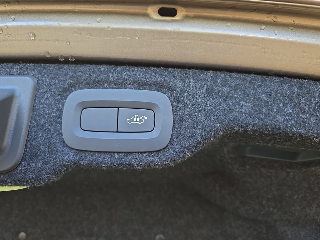 Used 2019 Volvo S60 T6 Inscription AWD/4WD image 14