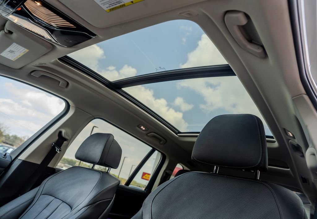 Used 2019 BMW X7 xDrive40i w/ Cold Weather Package AWD/4WD image 19