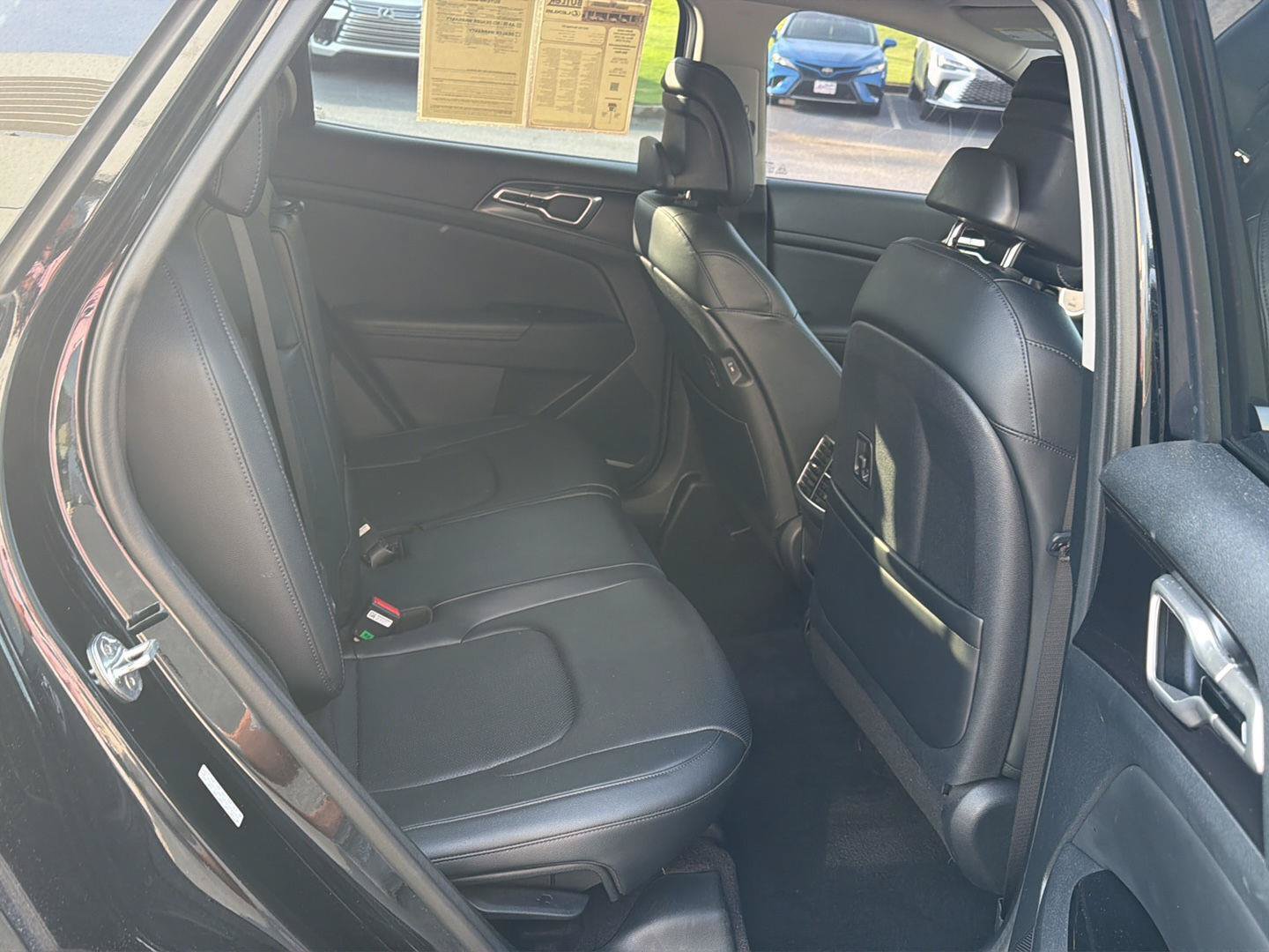 Used 2023 Kia Sportage EX FWD image 12