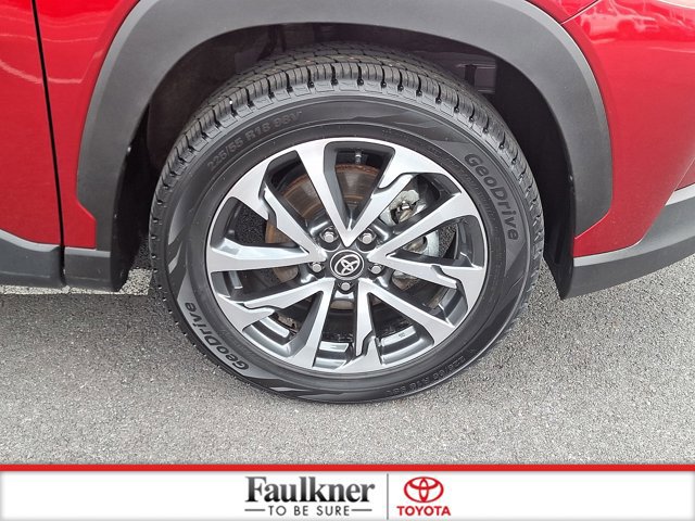 Certified 2025 Toyota Corolla Cross XLE AWD/4WD image 8