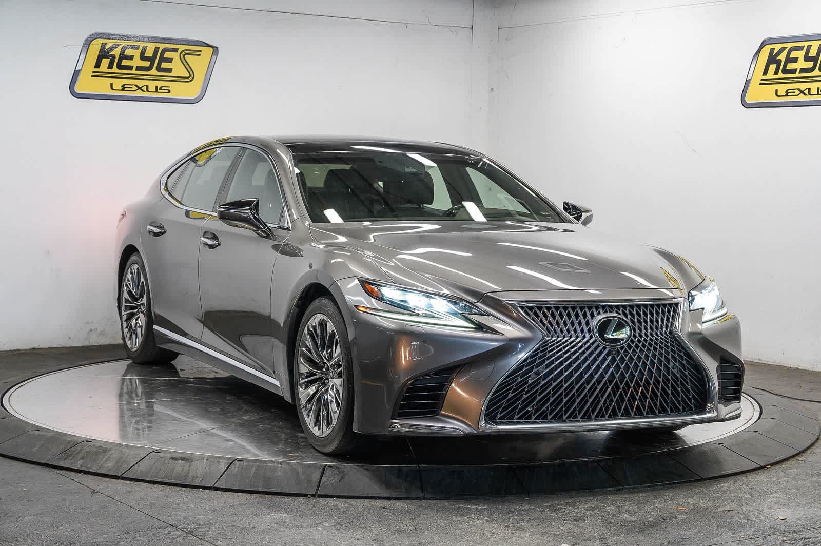 Used 2020 Lexus LS 500 w/ Interior Upgrade Package RWD image 5