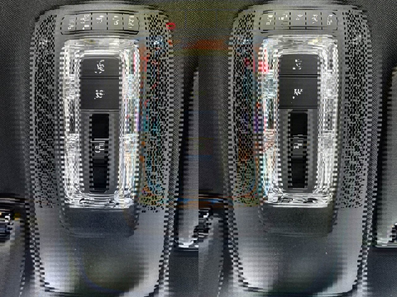 New 2025 Mercedes-Benz C 300 4MATIC Sedan image 31