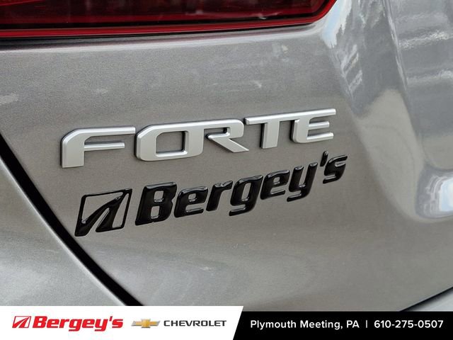 Used 2024 Kia Forte LXS w/ LXS Technology Package image 32