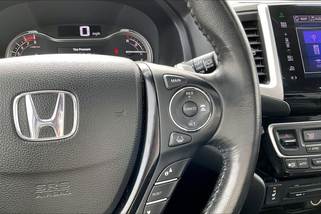 Used 2016 Honda Pilot Touring image 21