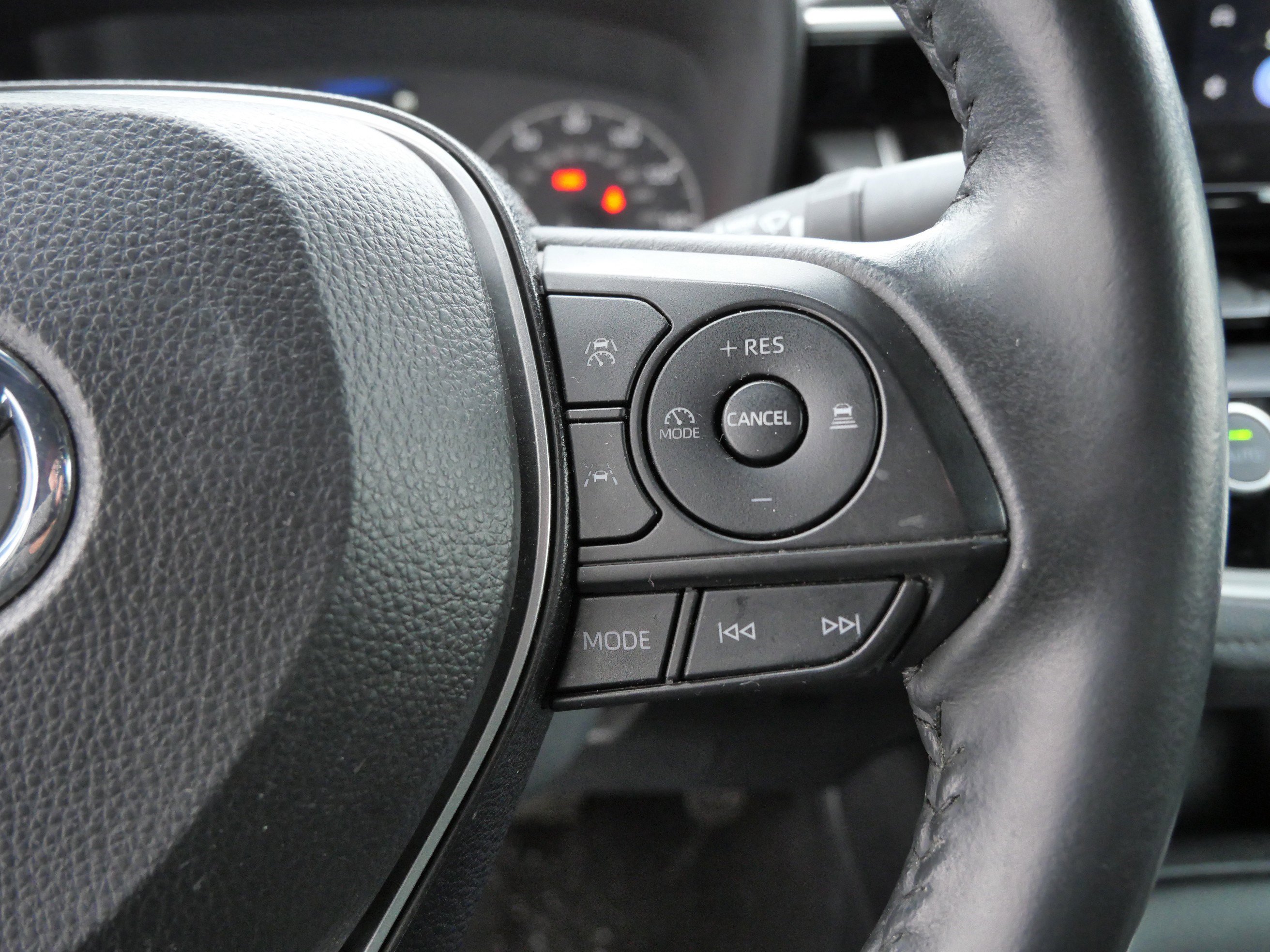 Certified 2024 Toyota Corolla SE image 29