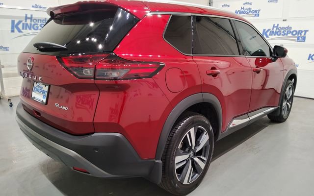 Used 2023 Nissan Rogue SL image 3