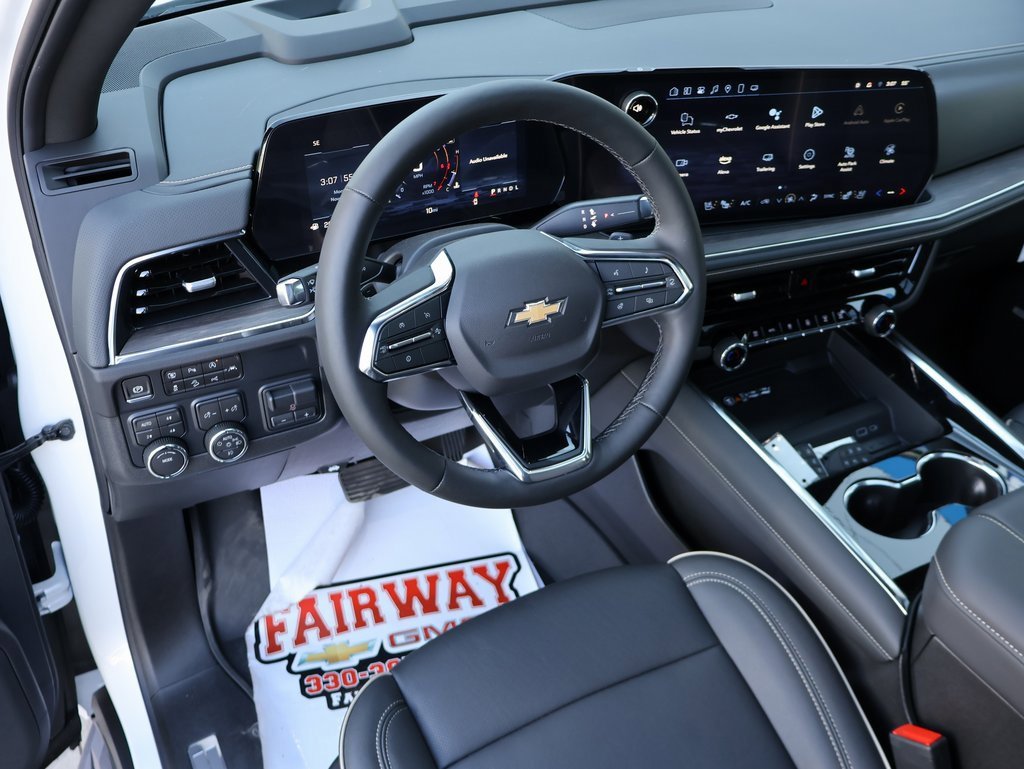 New 2025 Chevrolet Suburban Premier w/ Sun And Tow Package image 27