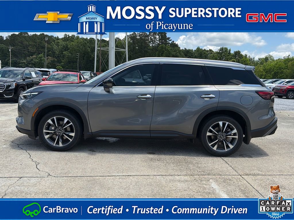 Used 2023 INFINITI QX60 Luxe FWD image 3